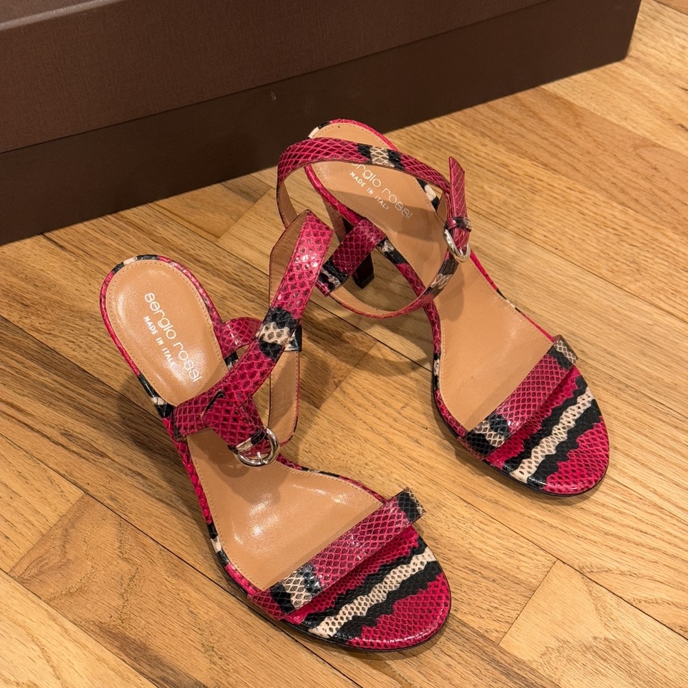 Sergio Rossi Red Heel Sandals‎ Exotic leather Size 38 1/2